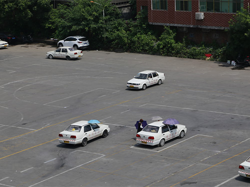 學(xué)車(chē),媽媽再也不擔心我曬黑了